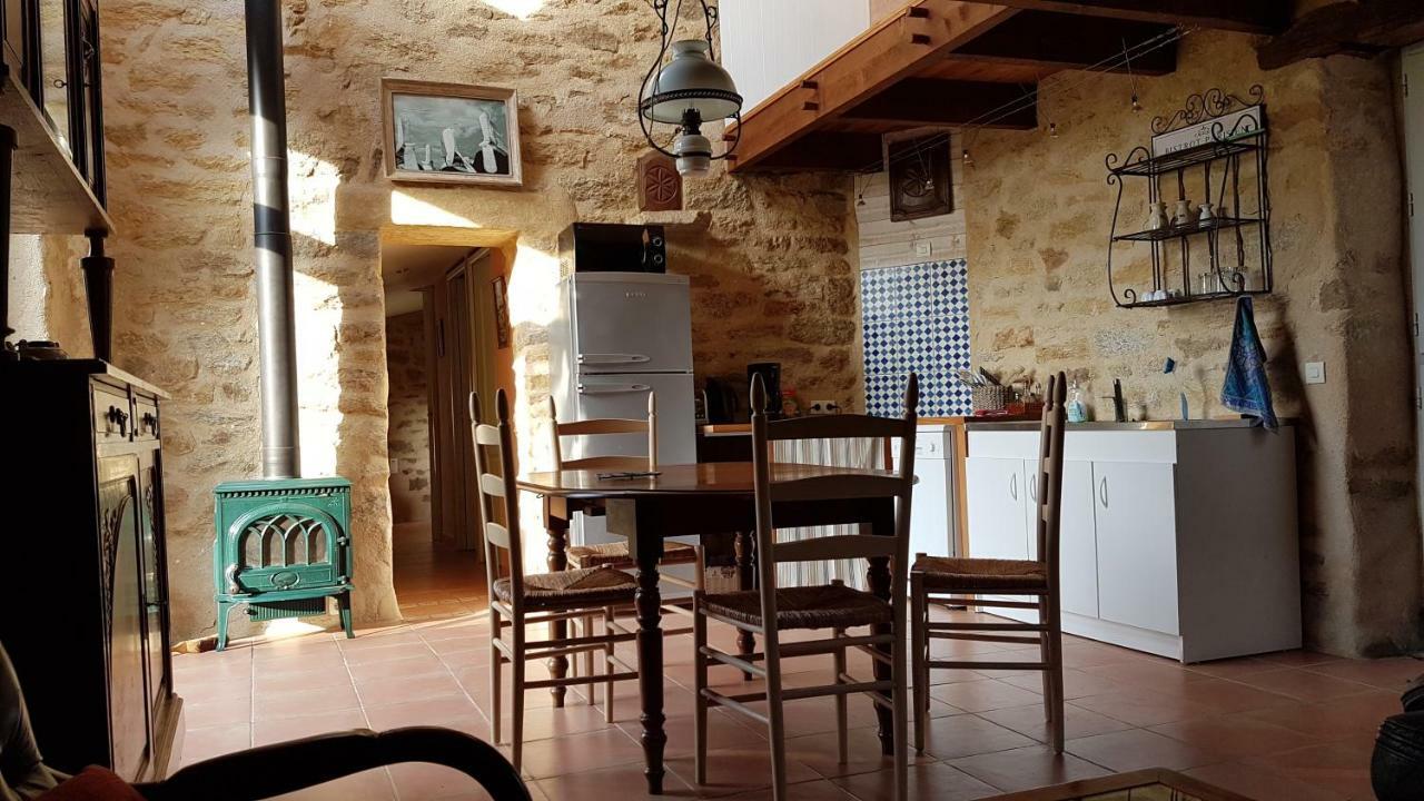 La Ferme De Kerhors Hotell Tréméoc Eksteriør bilde